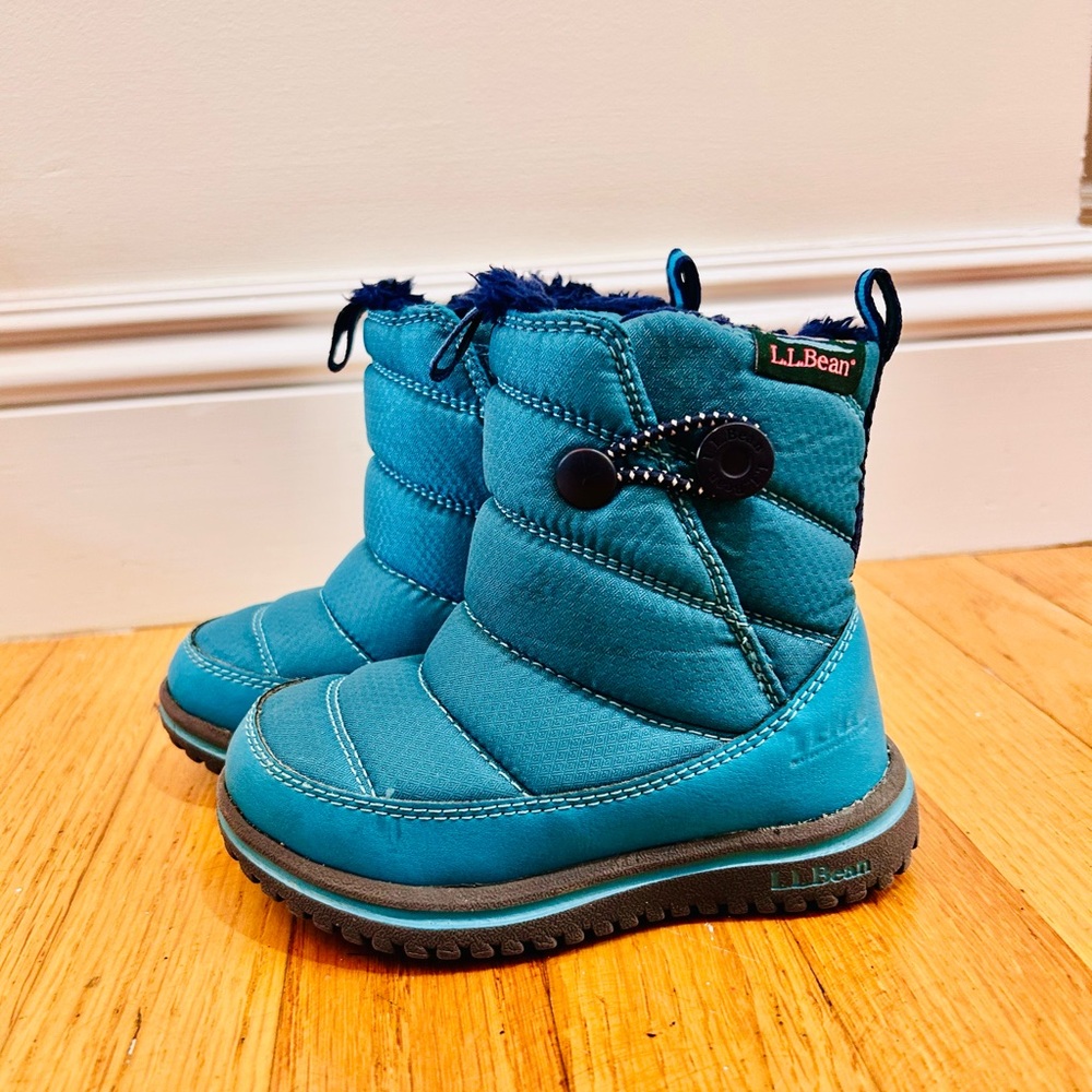 L.L. Bean Toddler / Kids' Ultralight Winter Snow Boots - Toddler size 7 - Teal